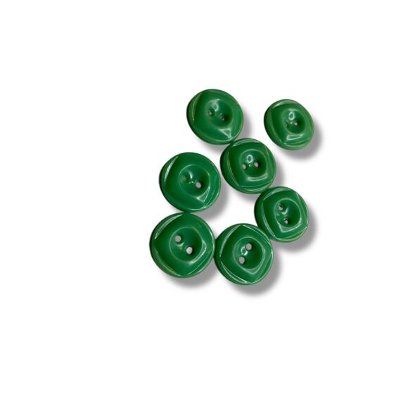 Lot of 7 Green Midcentury Buttons Acrylic Simple .5" (15mm) - Picture 2 of 5